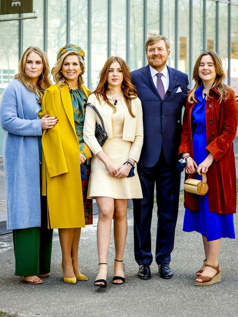 Kronprinzessin Amalia, Königin Maxima, Prinzessin Alexia, König Willem-Alexander, Prinzessin Ariane (Bild: APA / Photo by Koen van Weel / ANP / AFP)