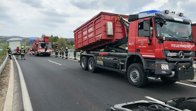 Die S 31 war in Richtung Eisenstadt für die Einsatzdauer für den Verkehr gesperrt. (Bild: FF Mattersburg )