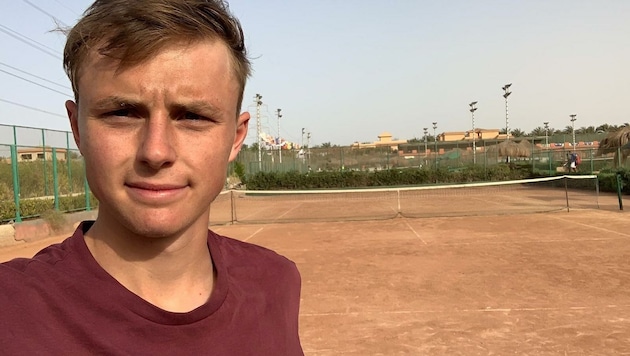 Komplett leere Tennisanlage: Benedikt Emesz spielt momentan in Kairo. (Bild: Benedikt Emesz)