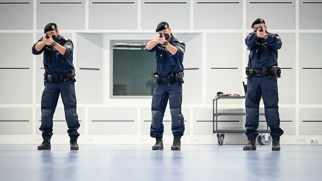 Die Einsatztrainer Markus Vorderderfler, Robert Heher und Franz Kern (v. l.). (Bild: Alexander Schwarzl)