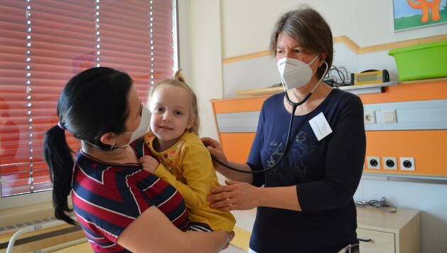 Privatdozentin Ariane Biebl betreut die Station für Covid-Fälle bei Kindern und Jugendlichen. (Bild: Kepler Uniklinikum)