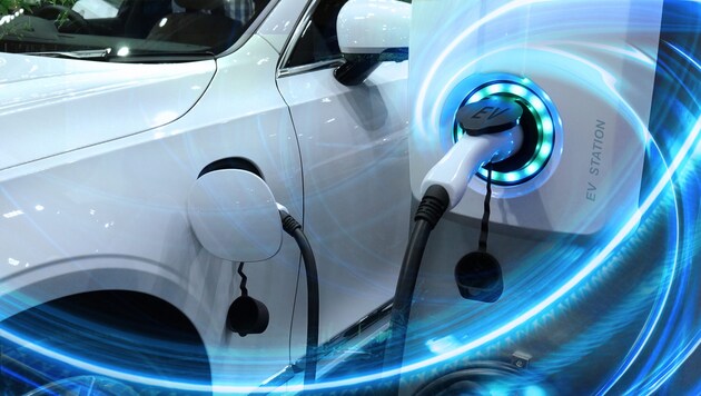Üppige Förderungen haben der Elektromobilität in den vergangenen Jahren auf die Sprünge geholfen, 2023 könnte ob der steigenden Strompreise aber ein heikles Jahr werden. (Bild: ©Buffaloboy - stock.adobe.com)