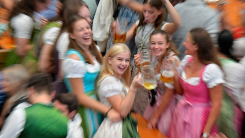 Ein Bild vom letzten Oktoberfest 2019. Bereits im Vorjahr konnte das größte Volksfest der Welt wegen der Corona-Pandemie nicht stattfinden. (Bild: AFP)