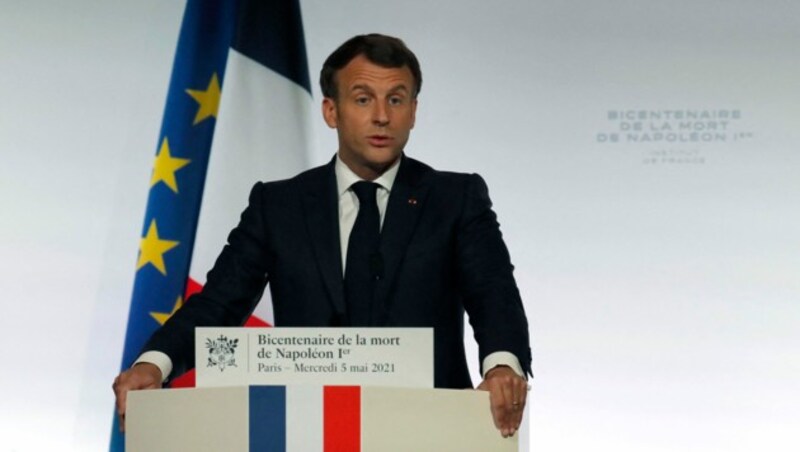 Präsident Emmanuel Macron forderte ein "aufgeklärtes Gedenken" an Napoleon Bonaparte. (Bild: APA/AFP/POOL/Michel Euler)