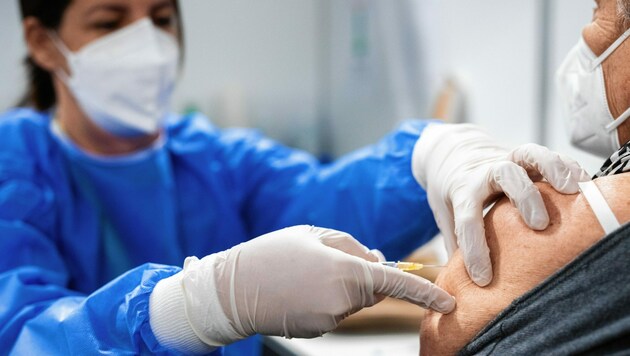 Die Impfaktion in den Betrieben läuft an. (Bild: GEORG HOCHMUTH / APA / picturedesk.com)