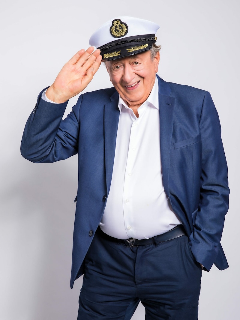 Richard Lugner sucht ein Seepferdchen für sein „Loveboat“ (Bild: (c) ATV/Monika Fellner)