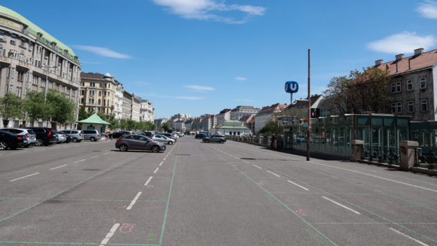 Die trostlose Betonwüste verwandelt sich im Sommer in eine Hitzeinsel. (Bild: Zwefo)