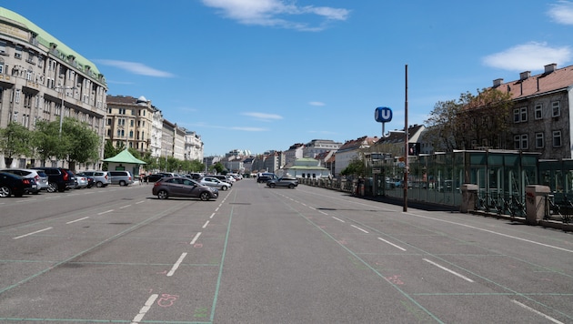 Die trostlose Betonwüste verwandelt sich im Sommer in eine Hitzeinsel. (Bild: Zwefo)