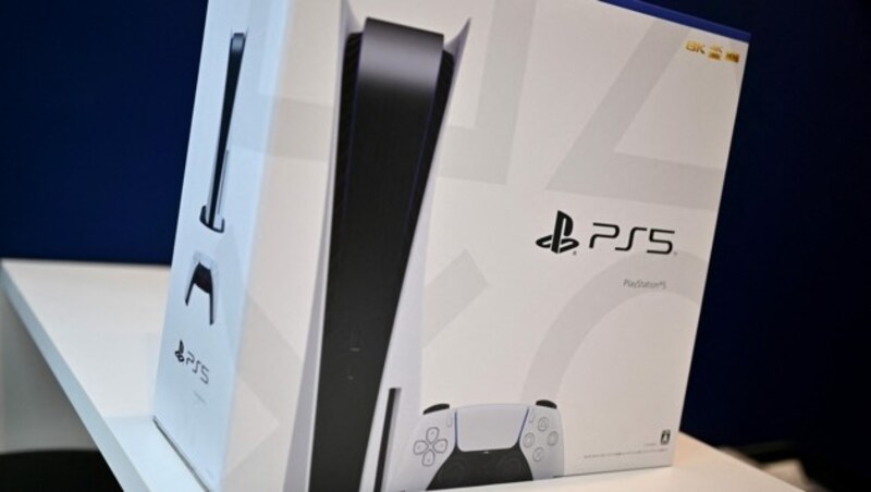 Im Handel immer noch ein seltener Anblick: Sonys PlayStation 5 (Bild: AFP)