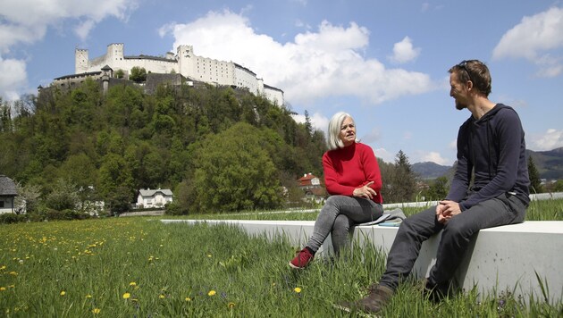 Elke Stolhofer und Lukas Uitz wollen Mitsprache beim Garagen-Ausbau. (Bild: Tröster Andreas)