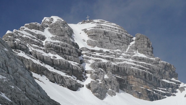 Am Dachstein liegen die Frühlingsgefühle dick verpackt unter einer sechs Meter dicken Schneedecke. (Bild: Pail Sepp)