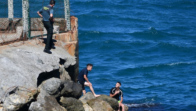 Migranten in Ceuta (Archivbild) (Bild: AFP)