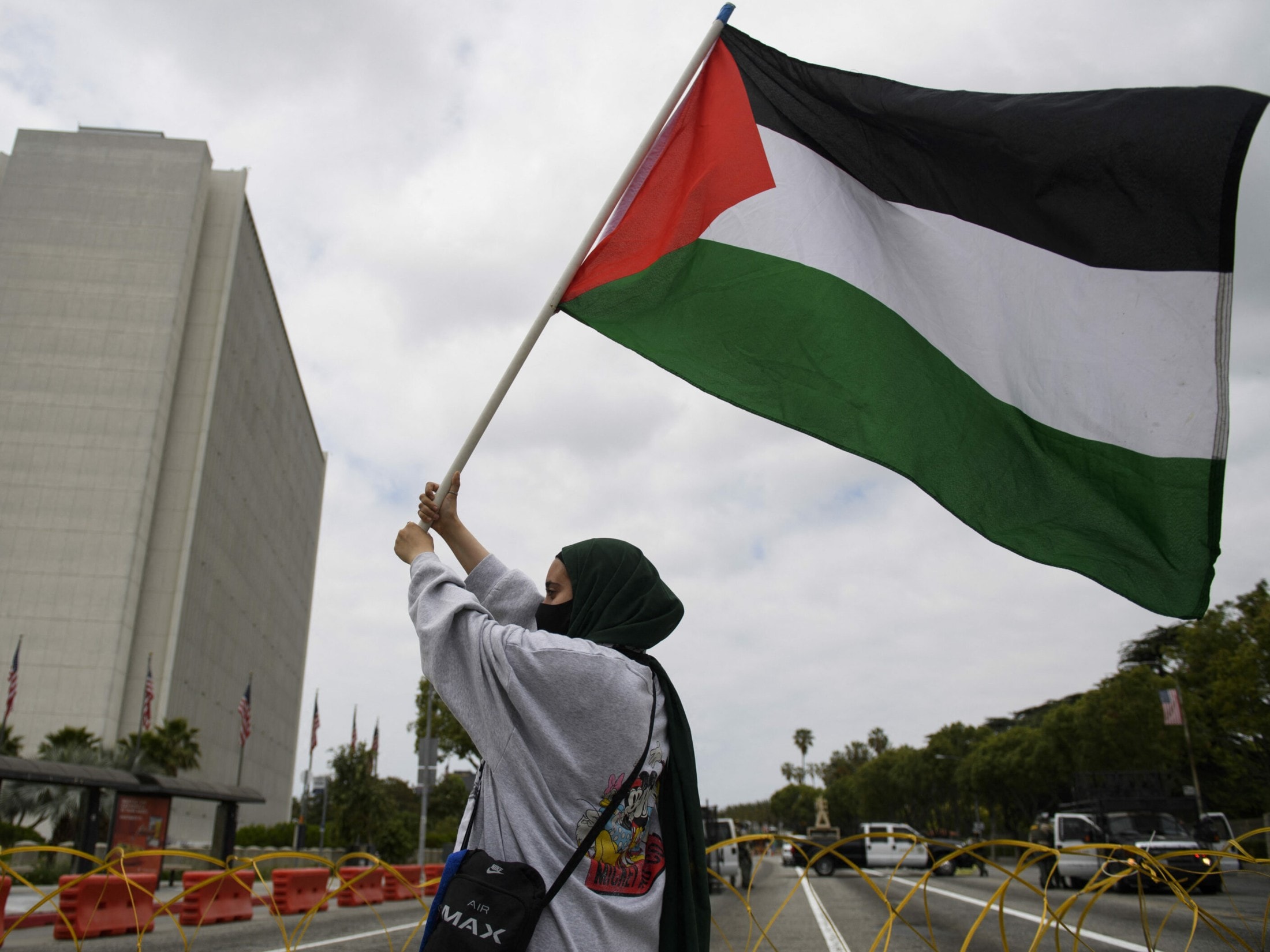 Theoretisch“ - Auch Palästina-Flagge könnte bei uns wehen