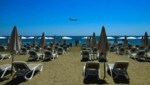 Derzeit ist der Strand in Larnaca auf Zypern noch so gut wie leer. Die Lockerungen dürften das aber schon bald ändern. Nun will die EU auch Geimpfte aus der ganzen Welt wieder einreisen lassen. (Bild: AP)