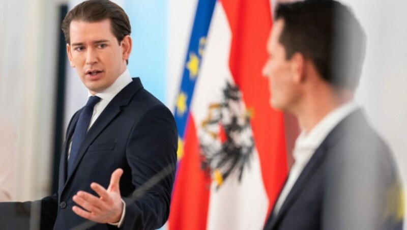 Sebastian Kurz (ÖVP) und Wolfgang Mückstein (Grüne) (Bild: APA/GEORG HOCHMUTH)