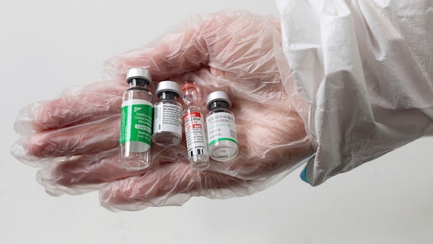 Die Kombination aus verschiedenen Impfstoffen gilt in Österreich als „Off-Label-Anwendung“. (Bild: AFP)
