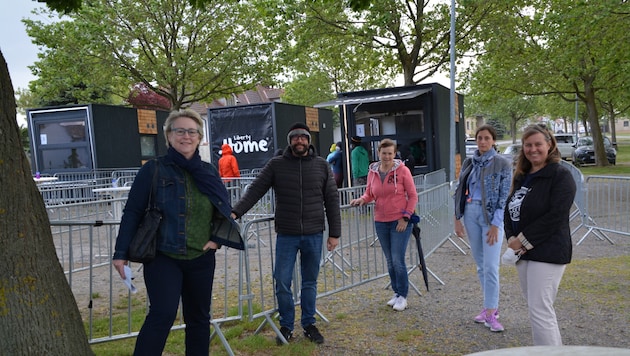 Die Gemeinde und die Seewinkelapotheke aus Frauenkirchen haben gemeinsam die Teststraße auf die Beine gestellt. (Bild: Charlotte Titz)