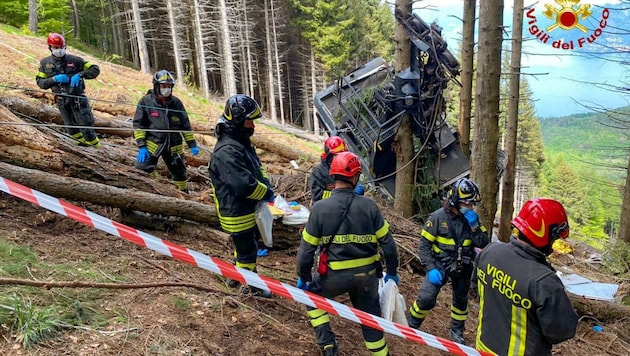 Das Unglück am Monte Mottarone schockiert (Bild: ITALIAN FIRE AND RESCUE SERVICE / HANDOUT)