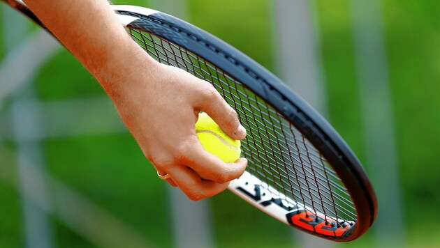 Tennisvereine verlassen sich zum Teil auf die Eigenverantwortung der Spieler. (Bild: GERHARD SCHIEL )