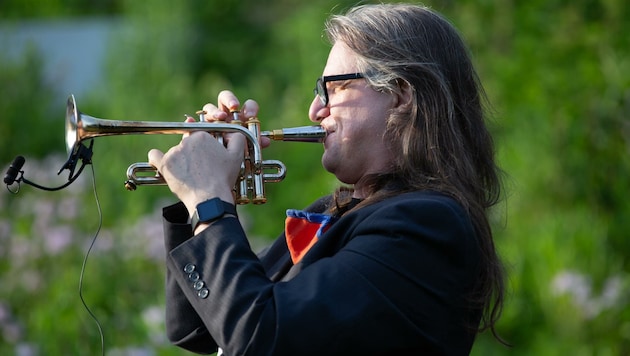 Der aus Schwaz stammenden Trompeter Franz Hackl spielte in New York die Lead-Trompete. (Bild: Ozier Muhammad)
