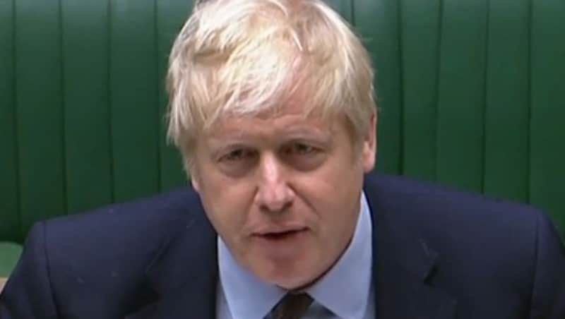 Boris Johnson verteidigt seine Corona-Politik (Bild: AFP)