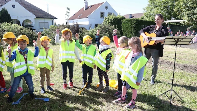 Auch die Kleinsten freuen sich in Purbach schon auf ihren neuen Kindergarten (Bild: Judt Reinhard)