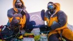 Heimir Fannar Hallgrímsson und Sigurður Bjarni Sveinsson haben erste Symptome ihrer Infektion knapp unterhalb der sogenannten Todeszone (Anm.: diese liegt auf 7500 Meter Höhe) bemerkt. (Bild: Umhyggja/Sveinsson/Hallgrímsson )