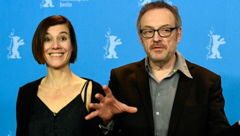 Pia Hierzegger und Josef Hader (Bild: APA/Photo by Tobias SCHWARZ / AFP)