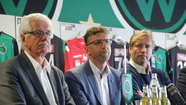 Da war die Wacker-Welt noch in Ordnung: Gerhard Stocker, Alfred Hörtnagl und Jens Duve (von links). (Bild: Birbaumer Christof)