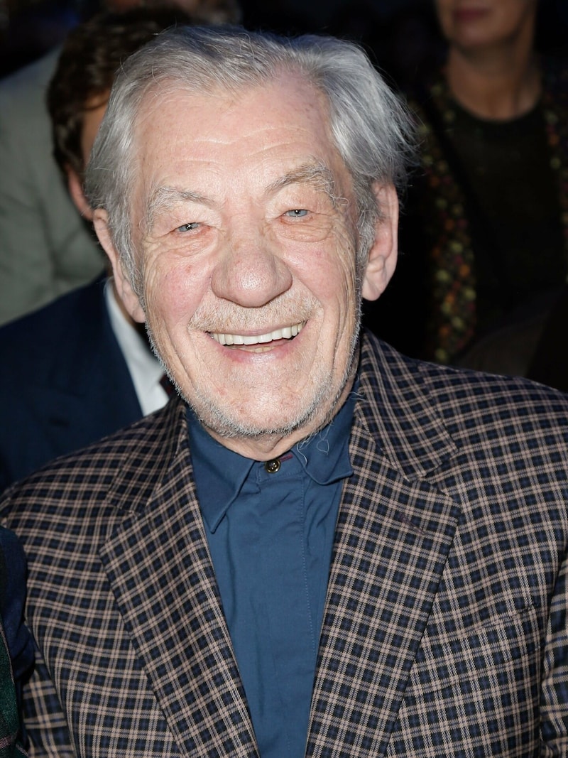 Ian McKellen hat sich nach dem Sturz von der Bühne wieder erholt und will auch weiterhin Gandalf spielen.  (Bild: J.M. HAEDRICH / Action Press/Sipa / picturedesk.com)