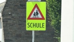 Eine Namensgleichheit führte zum Fehler in der verkehrsberuhigten Schulstraße (Symbolbild). (Bild: P. Huber)