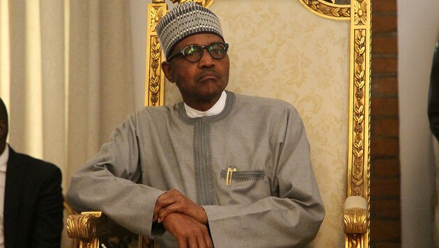 Präsident Muhammadu Buhari hat die Löschung eines seiner Tweets offenbar ganz und gar nicht geschmeckt. (Bild: APA/AFP/AUDU MARTE)