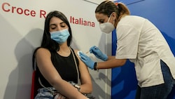 Covid-Impfung in Italien (Archivbild) (Bild: AP)