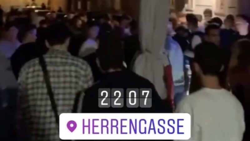 Herrengasse: Nach 22 Uhr ist die Hölle los. (Bild: Klagenfurt_elite)