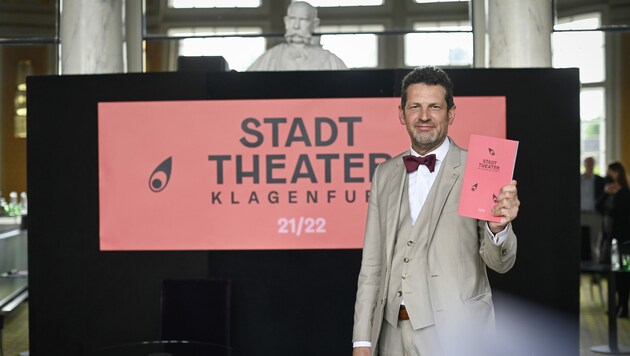 Intendant Aron Stiel hat das Programm für die Spielzeit 2021/2022 am Stadttheater Klagenfurt präsentiert (Bild: ©HelgeBauer)