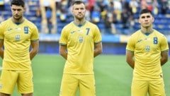 Roman Jaremchuk, Andriy Jarmolenko und Ruslan Malinovski (Bild: AP/Sergei Supinsky)