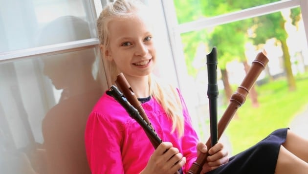 Die 14-jährige Magdalena ist hochbegabt. Sie wird Blockflöte und Geige spielen. (Bild: Evelyn Hronek/Kamerawerk)