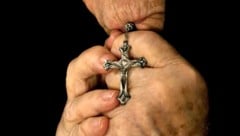 Der wohl älteste Mensch der Welt war bisher eine brasilianische Nonne (Symbolbild). (Bild: stock.adobe.com)