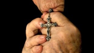 Der wohl älteste Mensch der Welt war bisher eine brasilianische Nonne (Symbolbild). (Bild: stock.adobe.com)