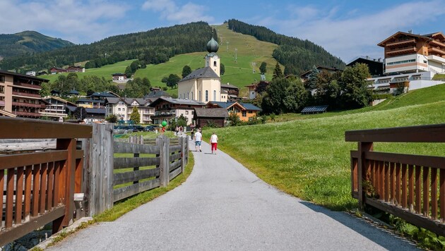 Vor allem jene Regionen, die stark vom Wintertourismus profitieren, wie etwa auch Saalbach-Hinterglemm, trifft der Abgaben-Ausfall hart. (Bild: EXPA/ JFK)