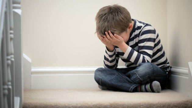 Eltern berichten von traumatisierten Kindern nach dem Sexualkundeunterricht an einer Wiener Volksschule. (Bild: stock.adobe.com)
