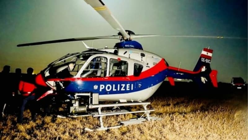 Bei der Suchaktion kam auch ein Hubschrauber zum Einsatz. (Bild: Christian Schulter)