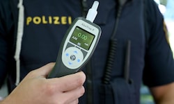 Mehr als 1,8. Millionen Alkoholkontrollen führte die Polizei 2025 durch. Dabei wurden auch immer ...