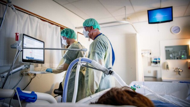 Nur mehr neun Patienten mit Covid-Infektion werden im Krankenhaus behandelt, einer davon auf der Intensivstation. (Bild: Utrecht Robin/ABACA)