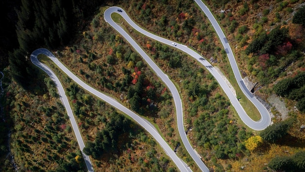 Die Silvretta-Hochalpenstraße ist von der Vorarlberger Seite aus derzeit nicht befahrbar.  (Bild: Stiplovsek Dietmar )