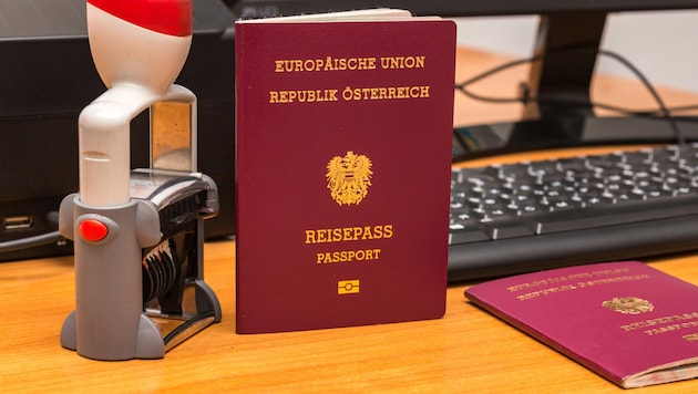 Der Reisepass sieht künftig etwas anders aus. (Bild: stock.adobe.com)