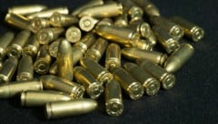 Der Bub hatte zehn Kilo Infanteriemunition und eine US-Handgranate auf dem Grundstück seines ...