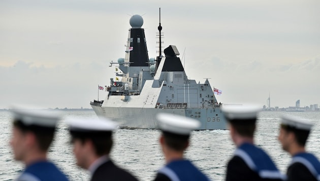 Der britische Zerstörer HMS Defender auf einem Archivbild (Bild: AFP)