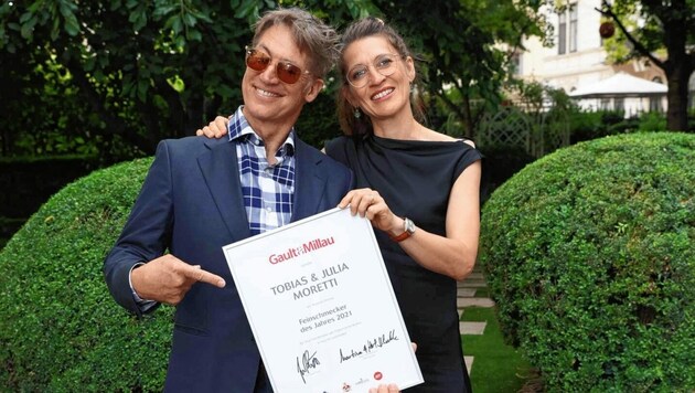 Feinschmecker des Jahres: Tobias Moretti und seine Ehefrau Julia freuten sich sehr. (Bild: Starpix/ Alexander TUMA)