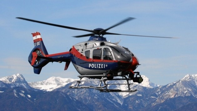 Mittels eines variablen Taus der Libelle Salzburg und der Alpinpolizei wurde der Tiroler geborgen. (Bild: FEST Klagenfurt)